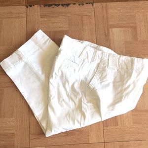 Woman's capris